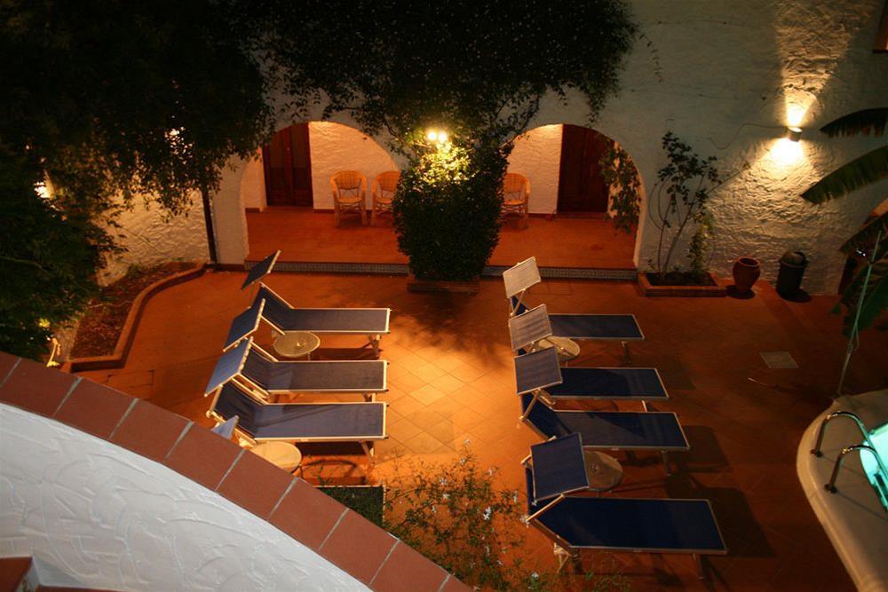 Hotel Villa Mediterranea Lido di Noto Exterior foto