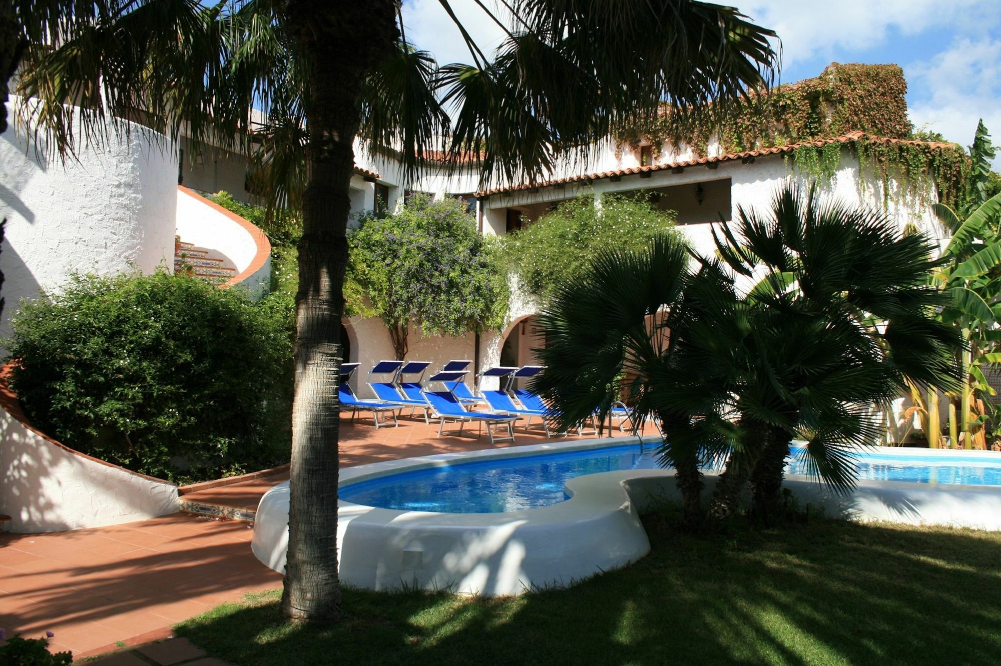 Hotel Villa Mediterranea Lido di Noto Exterior foto